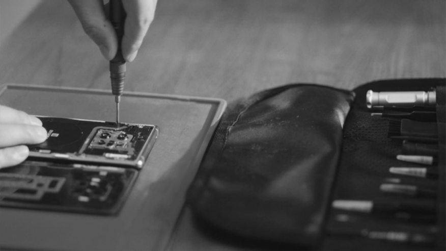 六郃彩：別踩了山寨維脩店的坑！選擇華爲官方服務才是最明智選擇