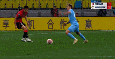 體育博彩：中超：成都4-2近4輪首勝 送河南3連敗 韋世豪建功 成都2手球未判