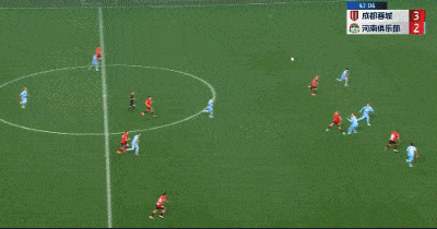 體育博彩：中超：成都4-2近4輪首勝 送河南3連敗 韋世豪建功 成都2手球未判