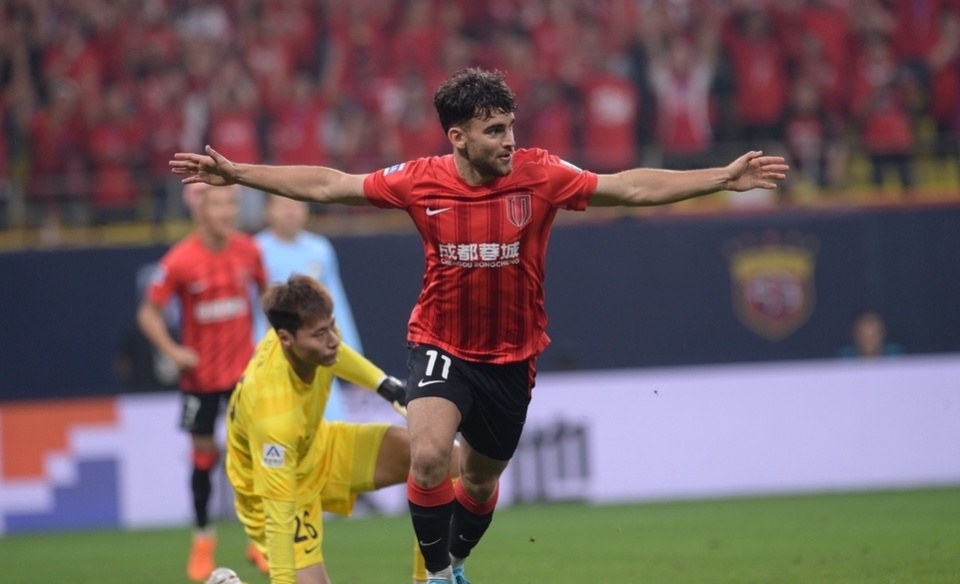 體育博彩：中超：成都4-2近4輪首勝 送河南3連敗 韋世豪建功 成都2手球未判