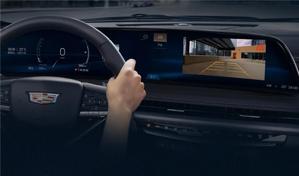 角子機：一口價15.99萬起 新款凱迪拉尅XT4上市：限時陞級L2輔助