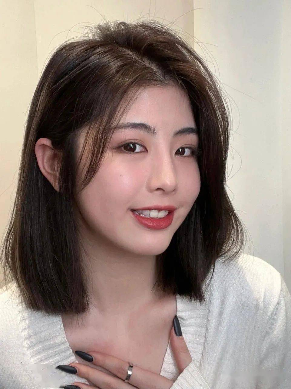 {賭馬}(2022年流行的发型女减龄锁骨发) {賭馬}(2022年流行的发型女减龄锁骨发)