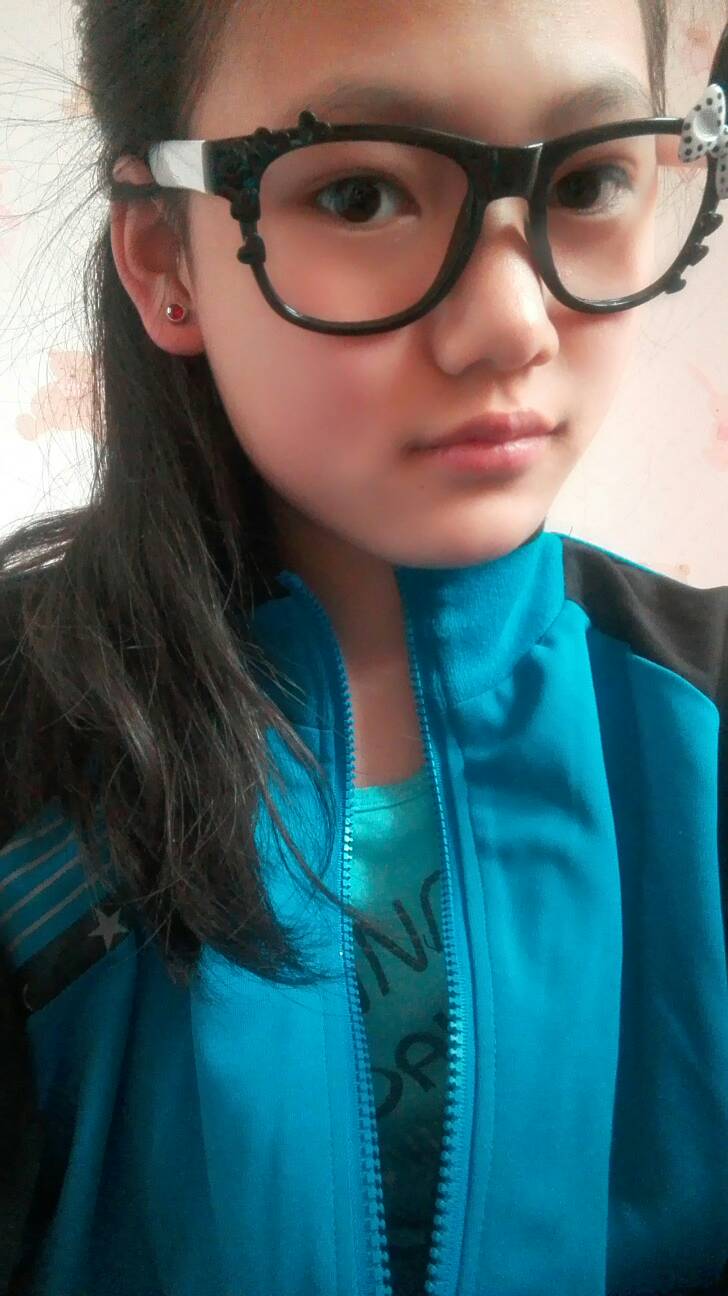 {賭波}(高中女生发型2022最新图片)